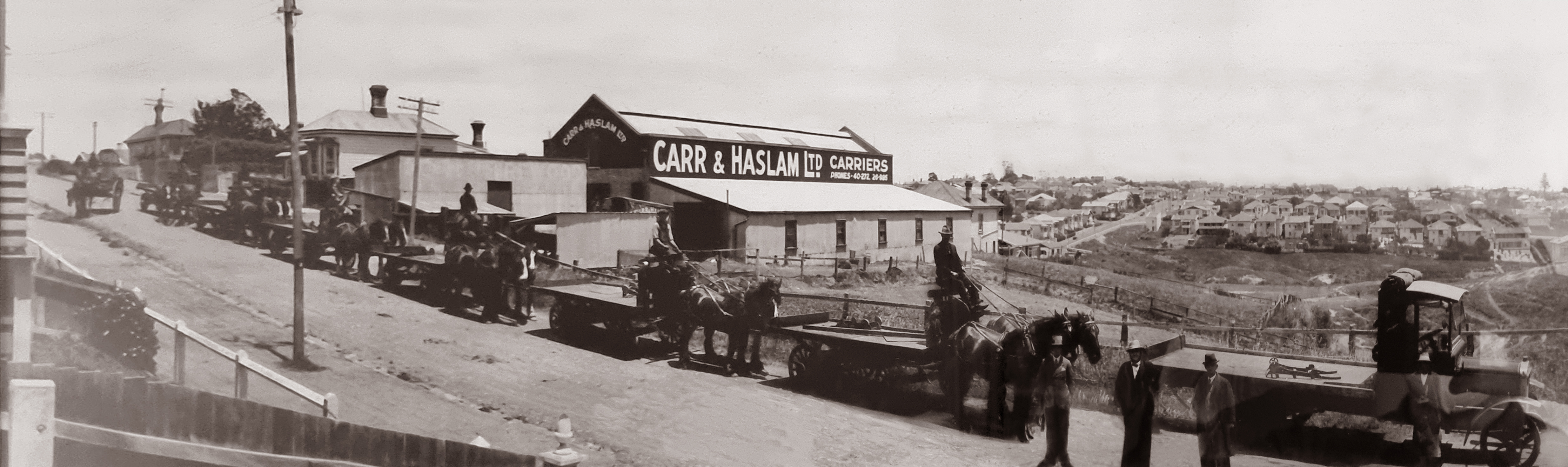 The FUSO eCanter fully electric light-duty truck making an Auckland delivery 